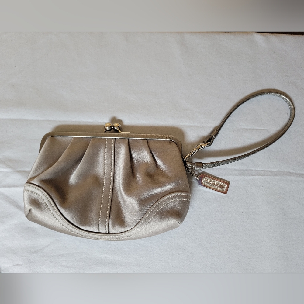 Coach Julia Kiss Lock Wristlet With Rhinestone Hangtag